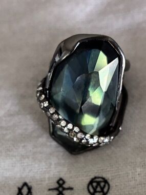 Alexis Bittar ring